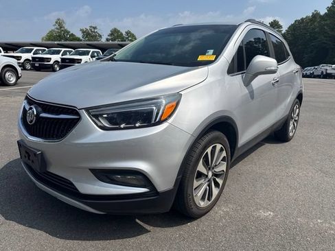 Used 2019 Buick Encore Essence AWD/4WD image 1