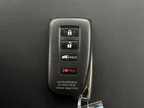 Used 2021 Lexus RX 350L Premium w/ Premium Package AWD/4WD image 10