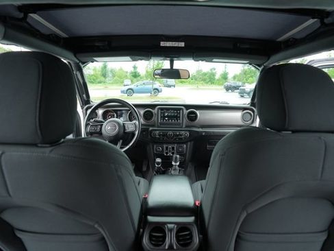 Used 2021 Jeep Wrangler Unlimited Sport AWD/4WD image 24