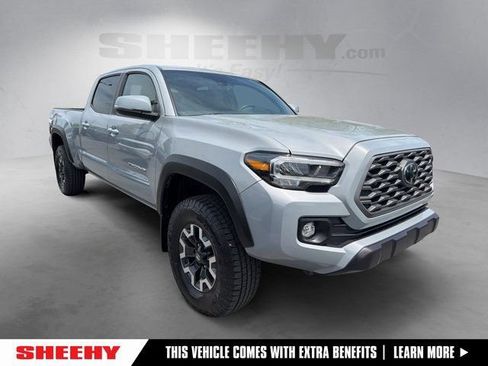 Used 2021 Toyota Tacoma TRD Off-Road AWD/4WD image 1