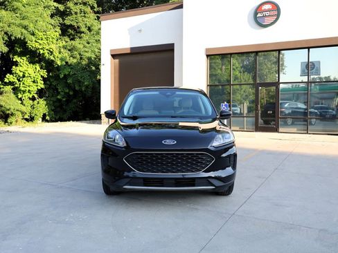 Used 2021 Ford Escape SE AWD/4WD image 2