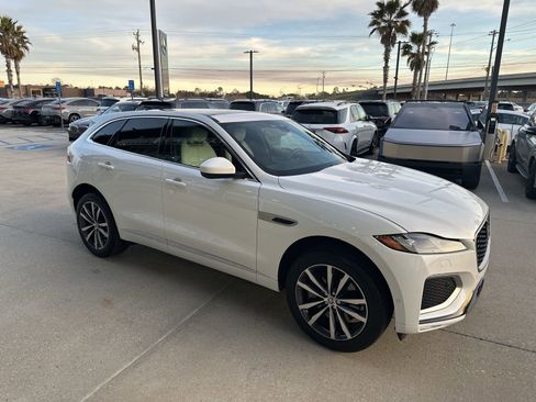 Used 2026 Jaguar F-PACE R-Dynamic S image 5