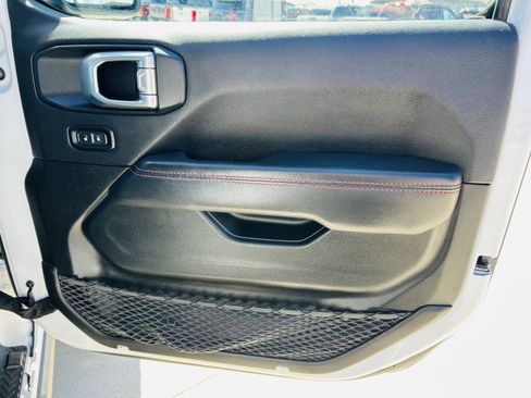 Used 2023 Jeep Wrangler Unlimited Rubicon w/ Xtreme 35 Tire Package image 34