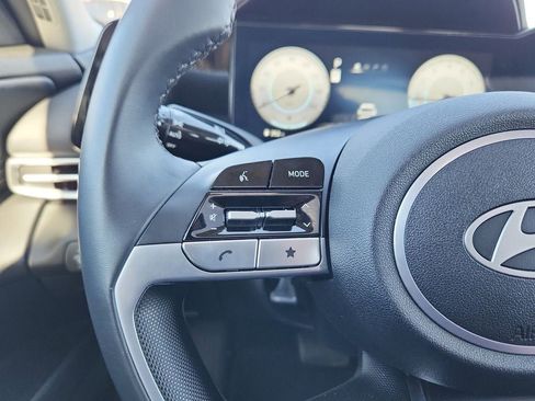 Used 2024 Hyundai Elantra SEL w/ Convenience Package image 22