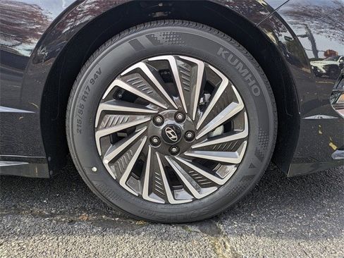 New 2025 Hyundai Sonata SEL image 11