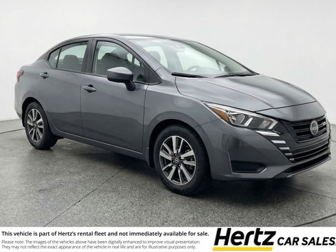 Used 2025 Nissan Versa SV image 1