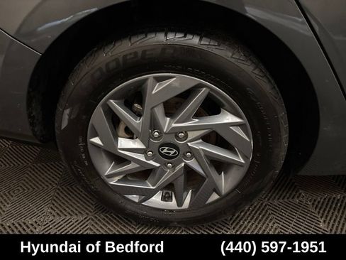 Used 2024 Hyundai Elantra SEL FWD image 25