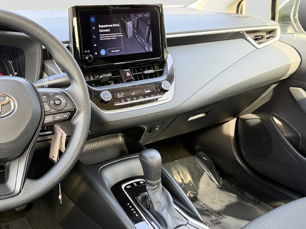 Used 2026 Toyota Corolla LE FWD image 14