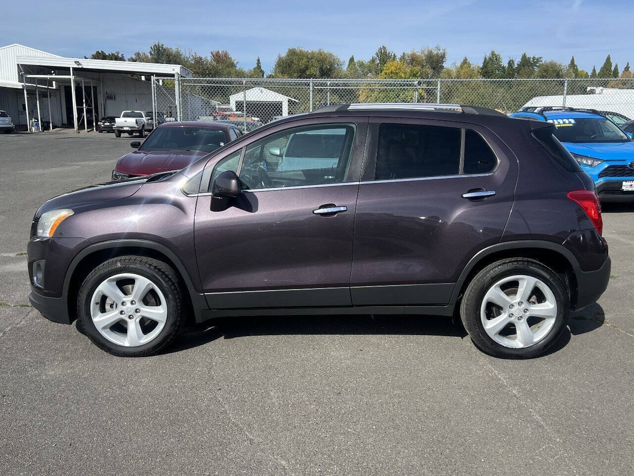 Used 2016 Chevrolet Trax LTZ AWD/4WD image 2