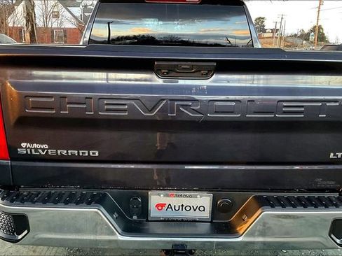 Used 2023 Chevrolet Silverado 1500 LT image 31