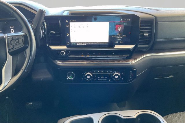 Used 2023 GMC Sierra 1500 Elevation AWD/4WD image 9