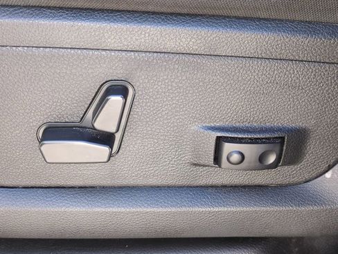 Used 2024 RAM 2500 Big Horn image 20