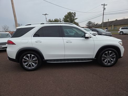 Used 2022 Mercedes-Benz GLE 350 4MATIC image 2