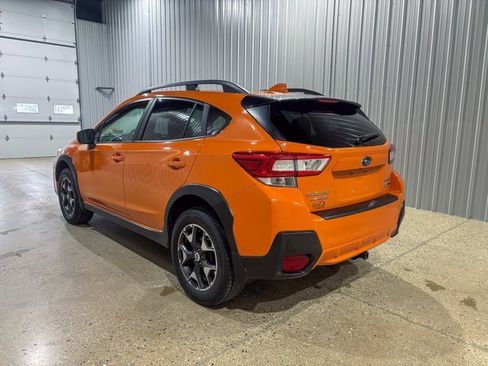Used 2018 Subaru Crosstrek 2.0i Premium image 3