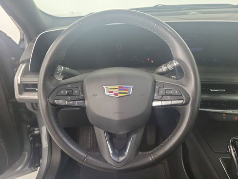 Used 2025 Cadillac XT4 Premium Luxury FWD image 20