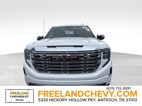 Used 2024 GMC Sierra 1500 Denali w/ Denali Reserve Package AWD/4WD image 6