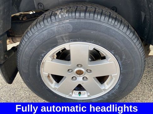 Used 2011 Jeep Wrangler Unlimited Sahara w/ Dual Top Group image 12