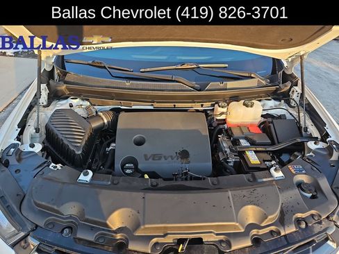 Certified 2023 Chevrolet Traverse RS image 31