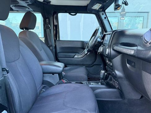 Used 2013 Jeep Wrangler Sport AWD/4WD image 19