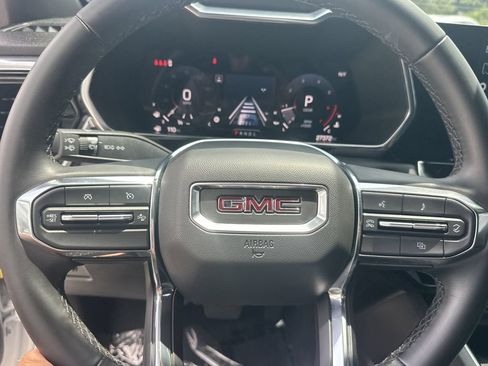 Used 2024 GMC Canyon Elevation w/ Convenience Package RWD image 19