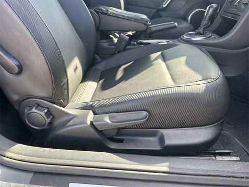 Used 2012 Volkswagen Beetle 2.5 image 20