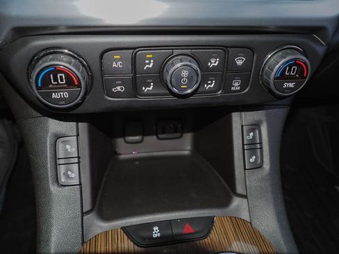 Used 2018 GMC Acadia SLE w/ LPO, Floor Liner Package AWD/4WD image 13