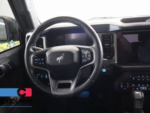Used 2023 Ford Bronco Outer Banks AWD/4WD image 13