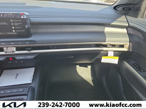 New 2027 Kia Telluride S w/ Towing Package FWD image 19