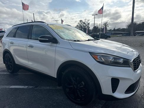 Used 2019 Kia Sorento S image 7