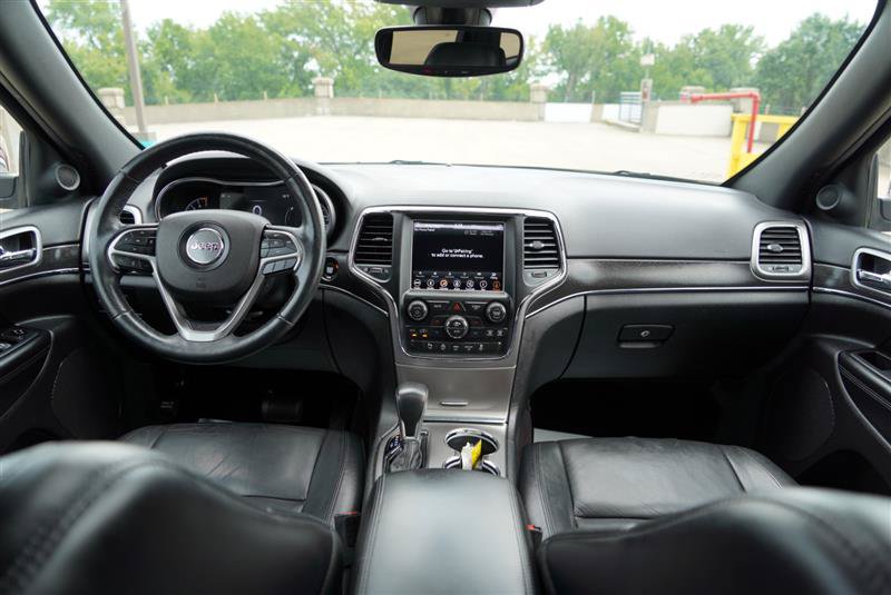 Used 2018 Jeep Grand Cherokee Limited AWD/4WD image 37