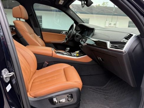 Used 2021 BMW X5 sDrive40i w/ M Sport Package RWD image 18