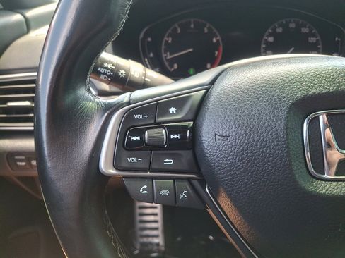 Used 2018 Honda Accord Sport image 20