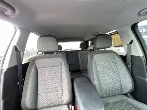 Used 2022 Chevrolet Equinox LT FWD image 29