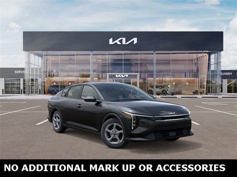 New 2025 Kia K4 LXS image 8