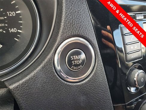 Used 2020 Nissan Rogue S image 16