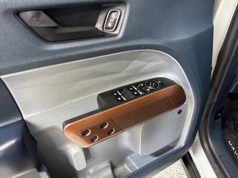 Used 2022 Ford Maverick Lariat w/ Lariat Luxury Package image 23