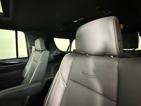 Used 2024 Cadillac Escalade ESV Sport w/ Heavy-Duty Trailer Package image 24