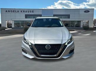 Used 2021 Nissan Altima 2.5 SR w/ SR Premium Package FWD video 2