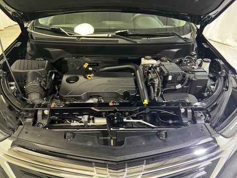 Certified 2024 Chevrolet Equinox LT FWD image 15