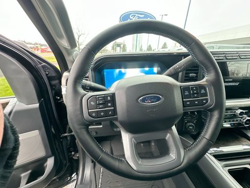 Used 2024 Ford F350 Lariat w/ Lariat Ultimate Package AWD/4WD image 27