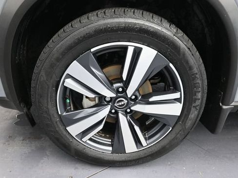 Used 2023 Nissan Rogue SL FWD image 23