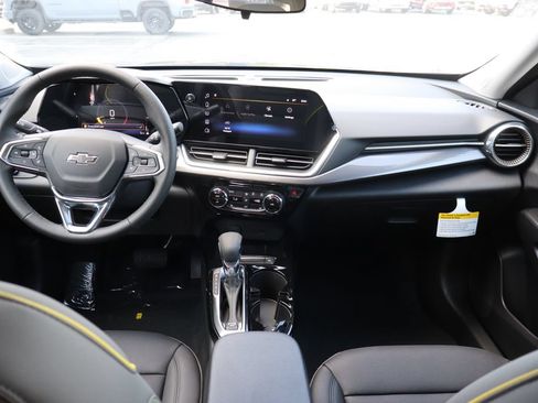 New 2026 Chevrolet Trax ACTIV w/ Driver Confidence Package FWD image 17