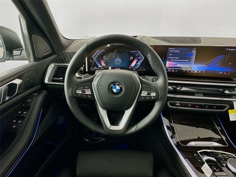 New 2026 BMW X5 xDrive40i w/ Climate Comfort Package image 11