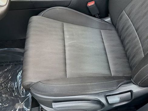 Used 2020 Kia Sportage LX image 18