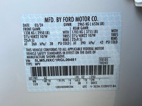 Certified 2024 Lincoln Aviator Black Label w/ Jet Package AWD/4WD image 14