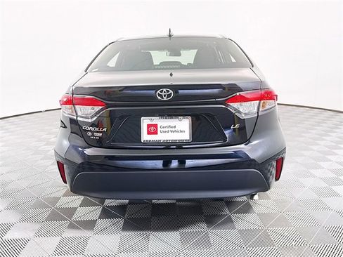 Certified 2025 Toyota Corolla LE image 32