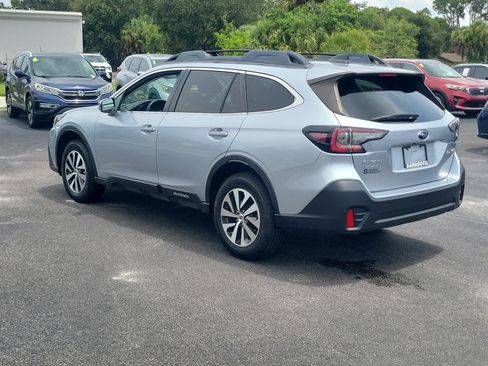 Used 2020 Subaru Outback Premium AWD/4WD image 4