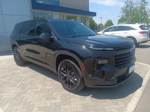 Used 2024 Chevrolet Traverse LS w/ Midnight/Sport Edition AWD/4WD image 7