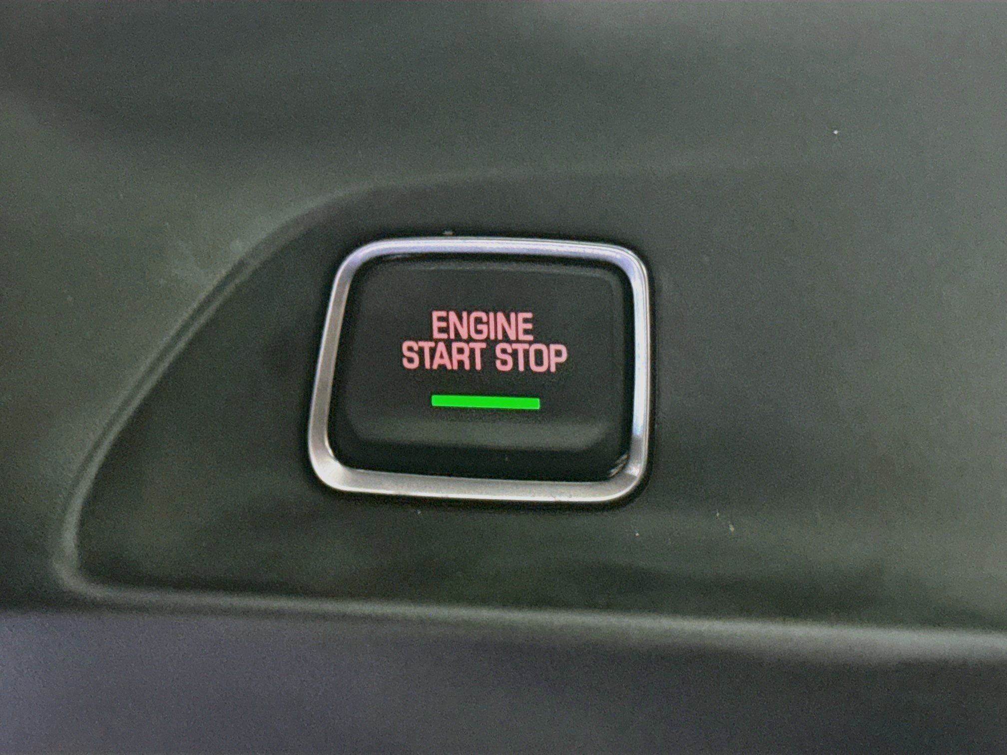 Used 2020 Chevrolet Camaro LT RWD image 21