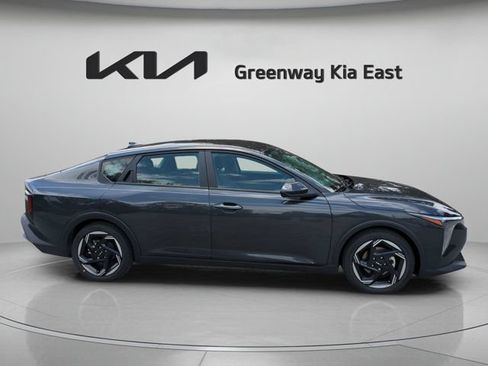 Certified 2025 Kia K4 EX FWD image 18